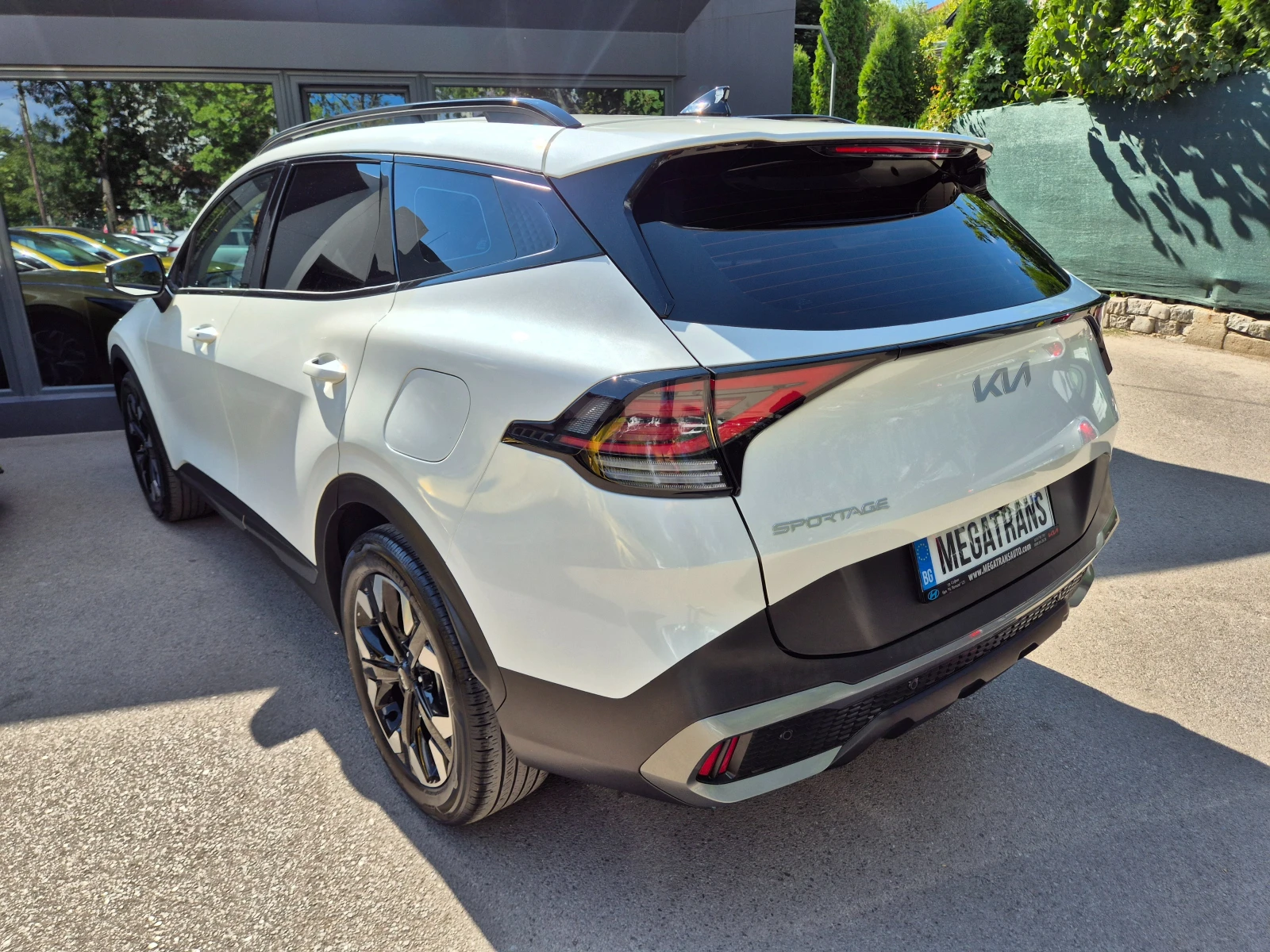 Kia Sportage Noblesse Gravity 1.6 T 180 к.с. 4x2 наличен в БГ, снимка 4 - Автомобили и джипове - 56103693