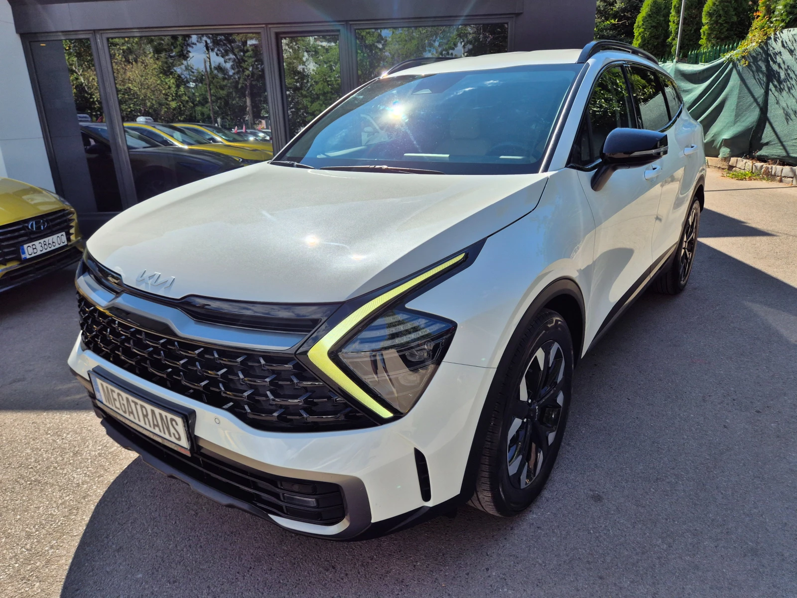 Kia Sportage Noblesse Gravity 1.6 T 180 к.с. 4x2 наличен в БГ, снимка 2 - Автомобили и джипове - 56103693