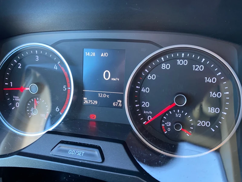 VW Crafter, снимка 8 - Бусове и автобуси - 52534099