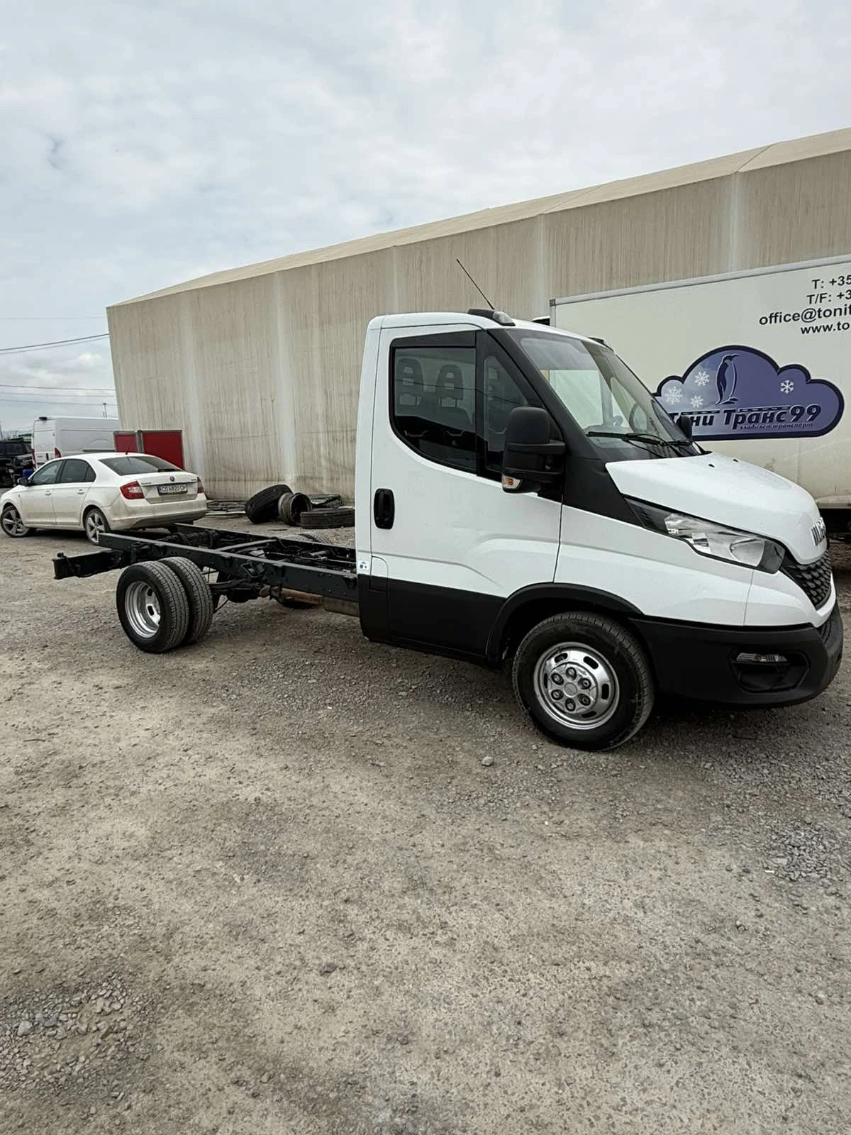 Iveco Daily 35-140 Himatic, снимка 4 - Бусове и автобуси - 54215971