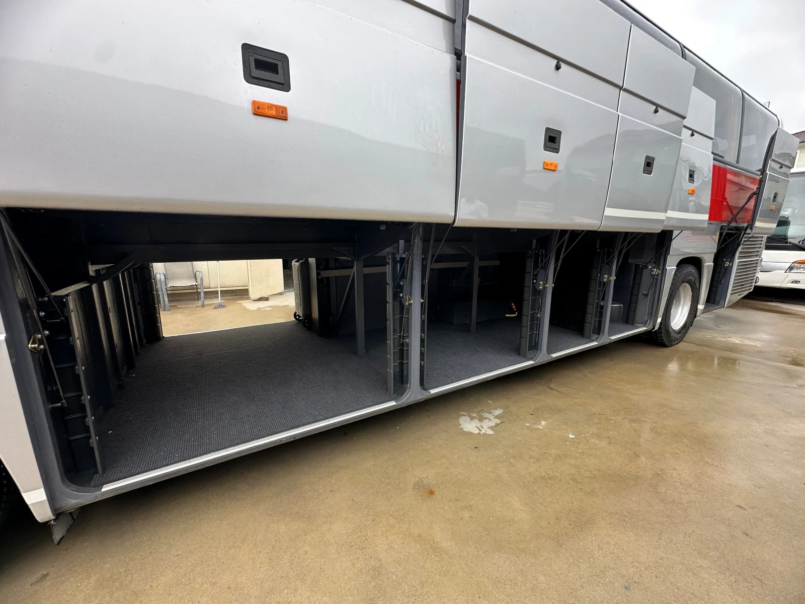 Mercedes-Benz Tourismo O 350 RHD, снимка 15 - Бусове и автобуси - 55087211