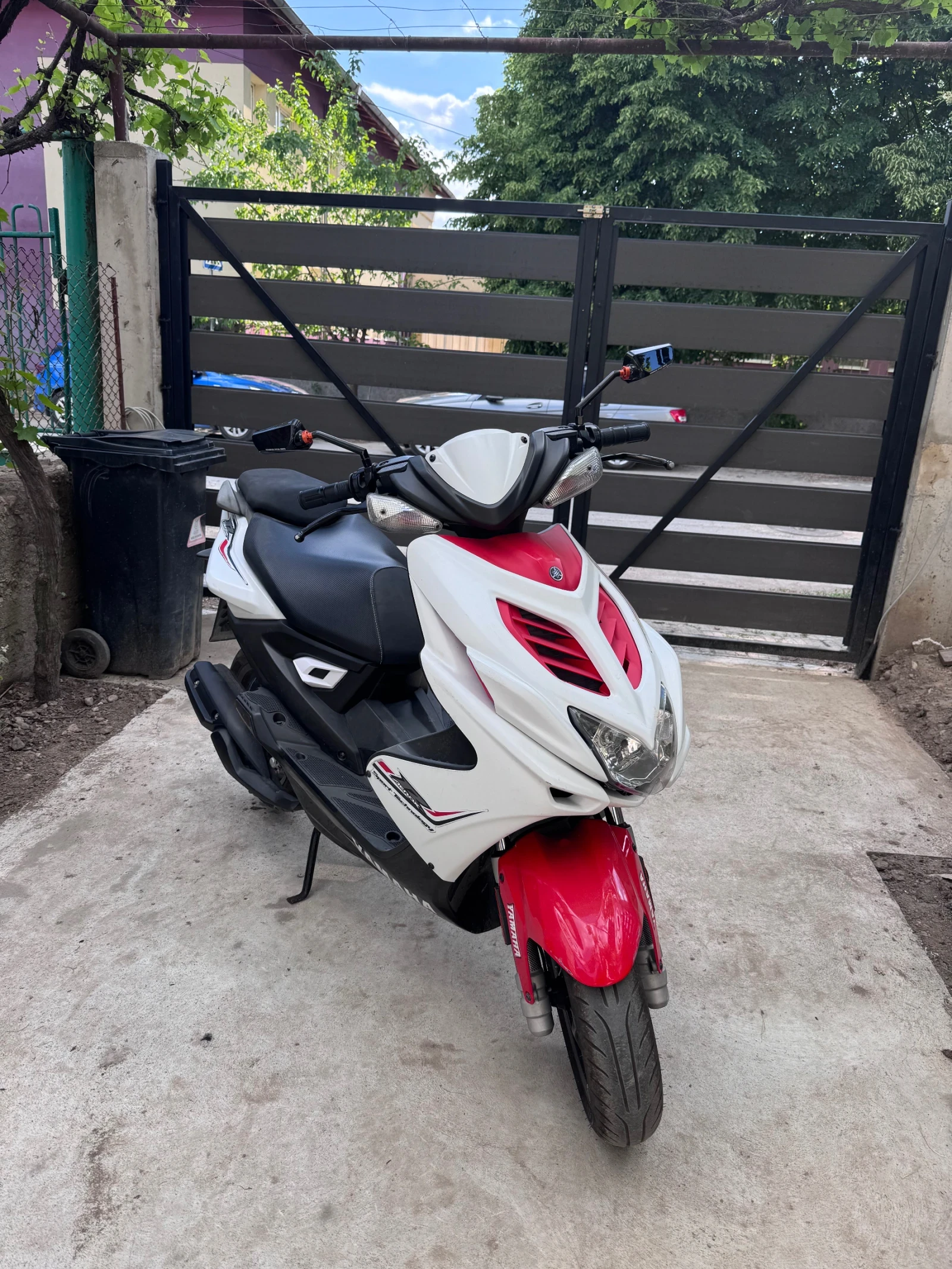 Yamaha Aerox 50, снимка 2 - Мотоциклети и мототехника - 55575665