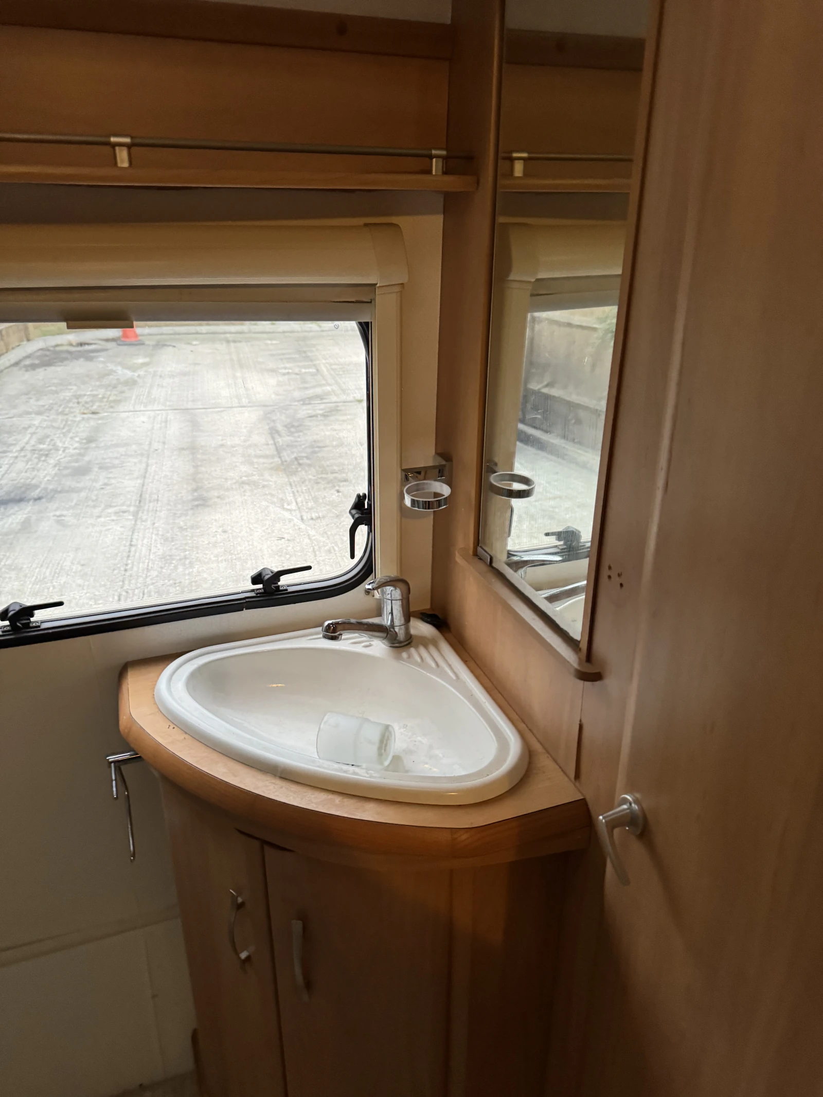  Swift Challenger | Mobile.bg   11