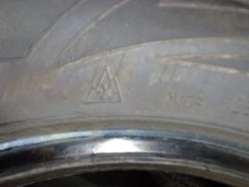 Гуми Зимни 235/55R18, снимка 11