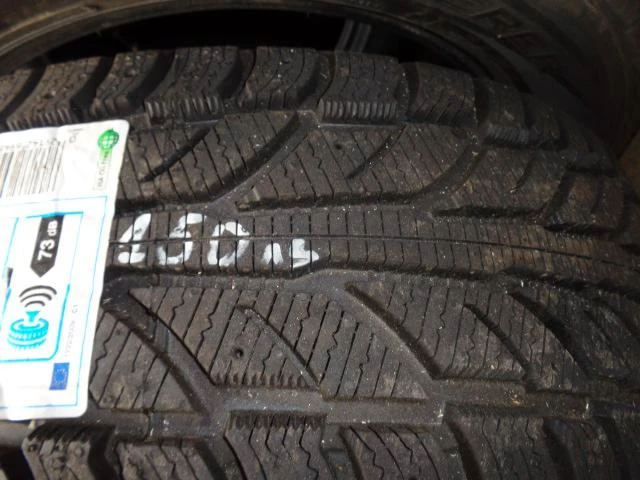 Гуми Зимни 235/55R18, снимка 7 - Гуми и джанти - 10812609