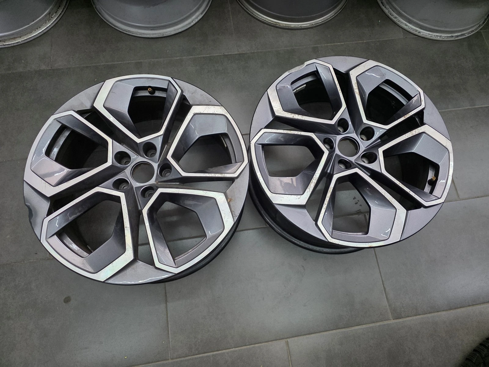 Джанти за Skoda, снимка 3 - Гуми и джанти - 56687785