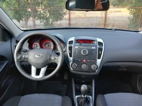 Kia Ceed 1.4i Клима Face, снимка 17