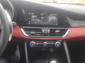 Alfa Romeo Giulia Sprint AWD CARFAX АВТО КРЕДИТ  - 43550 лв. / 22266.76 € - 73982651 8