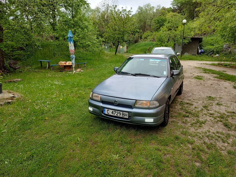 Opel Astra 1.4 (14nv), снимка 1 - Автомобили и джипове - 45540418