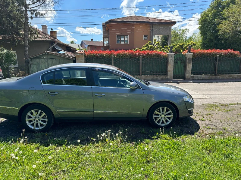 VW Passat 2.0 TDI, снимка 4 - Автомобили и джипове - 48056332