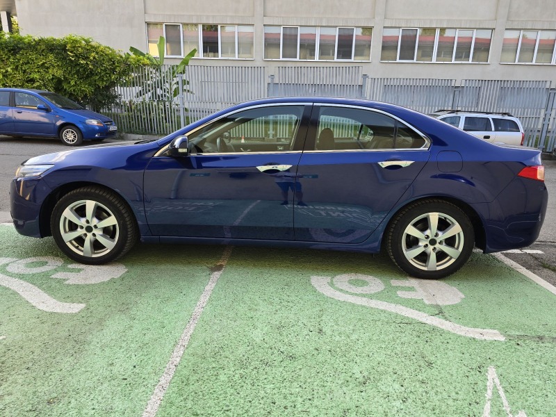 Honda Accord 2.0 156pc., снимка 8 - Автомобили и джипове - 46786743