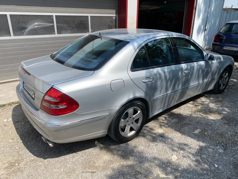 Mercedes-Benz E 320 CDi 4-Matic, снимка 2 - Автомобили и джипове - 47816077