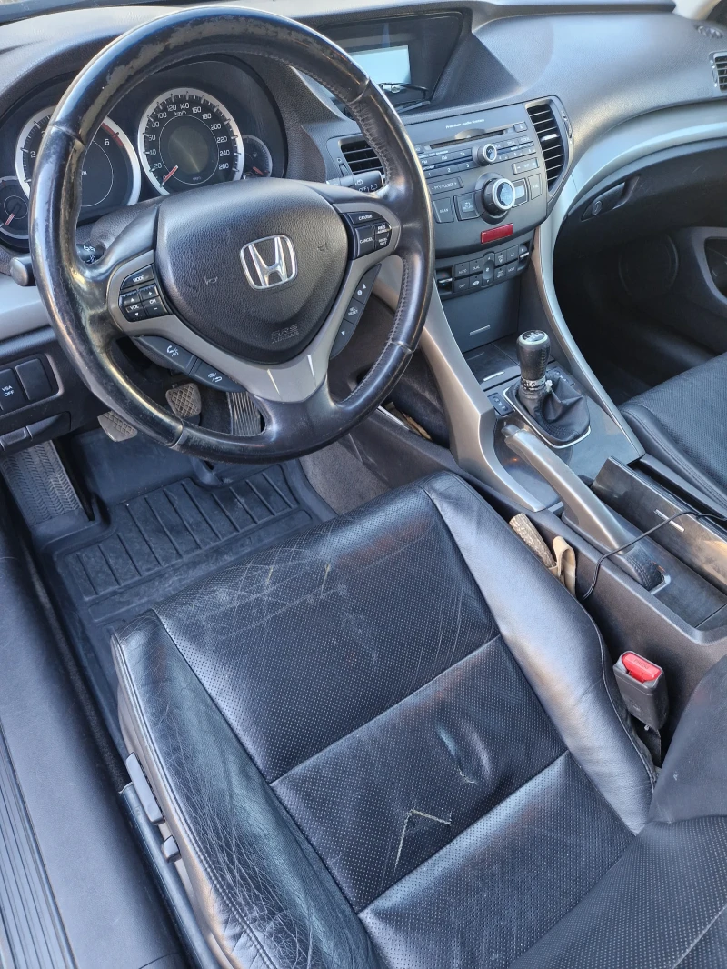 Honda Accord TOURER I-DTEC, снимка 3 - Автомобили и джипове - 47708859