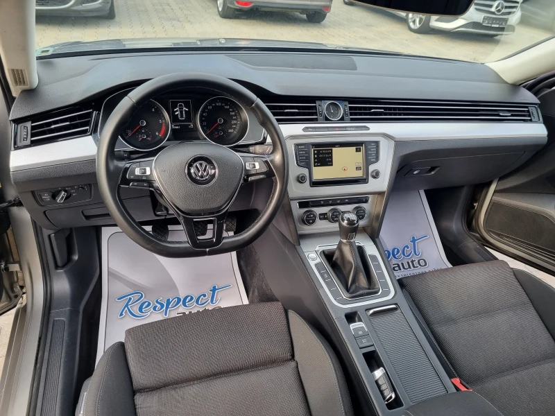 VW Passat 2.0TDi-150кс СЕРВИЗНА ИСТОРИЯ в VW! EURO 6B, снимка 9 - Автомобили и джипове - 49546359