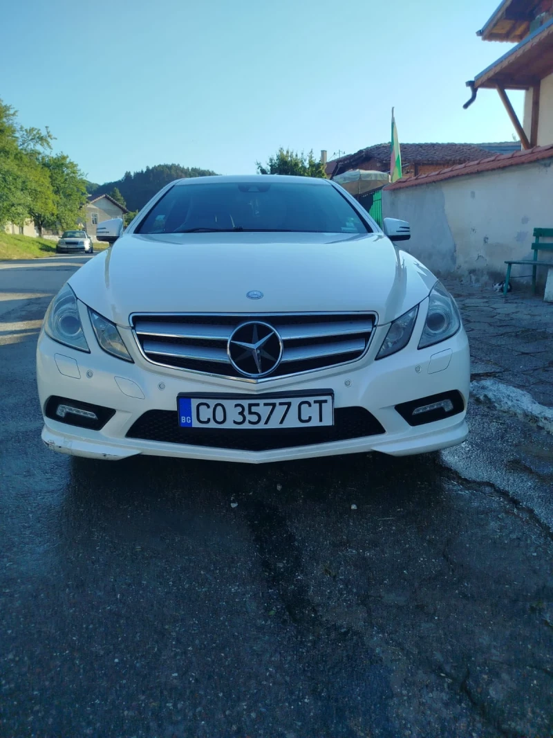 Mercedes-Benz E 350 Десен волан!, снимка 6 - Автомобили и джипове - 50936128