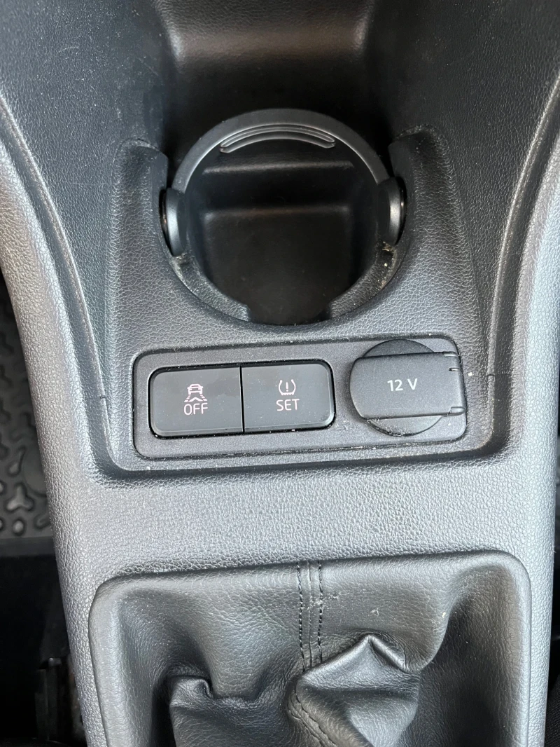 VW Up 1.0 Метан CNG, снимка 8 - Автомобили и джипове - 52647361