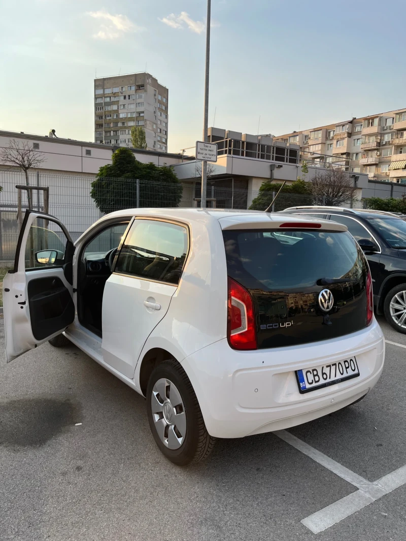 VW Up 1.0 Метан CNG, снимка 4 - Автомобили и джипове - 52647361