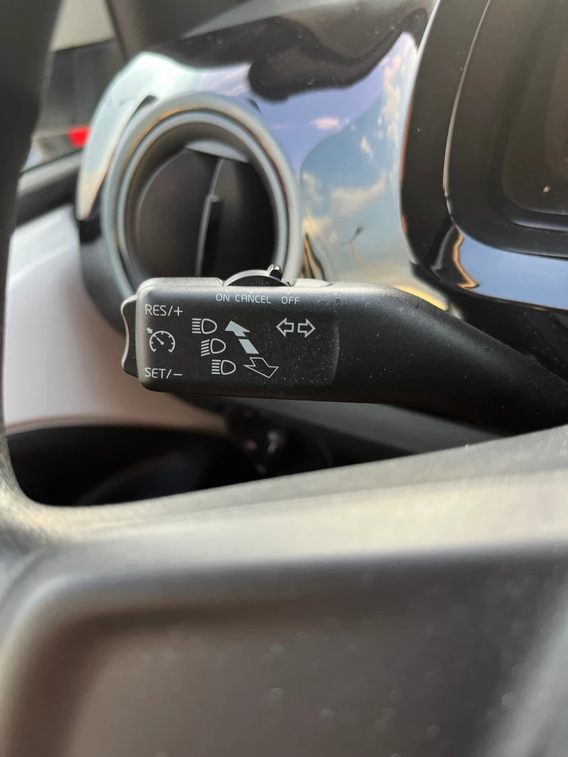 VW Up 1.0 Метан CNG, снимка 9 - Автомобили и джипове - 52647361