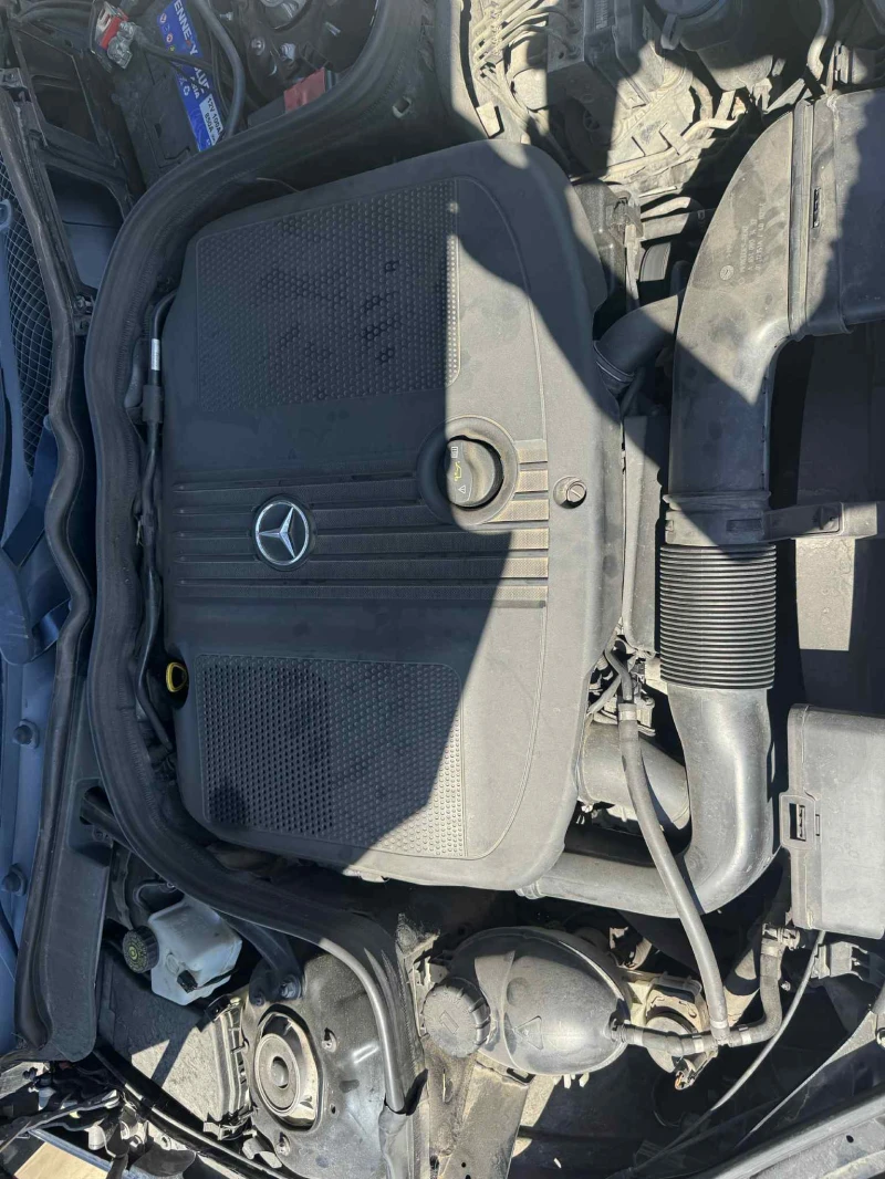 Mercedes-Benz E 220 CDI, снимка 6 - Автомобили и джипове - 51510726