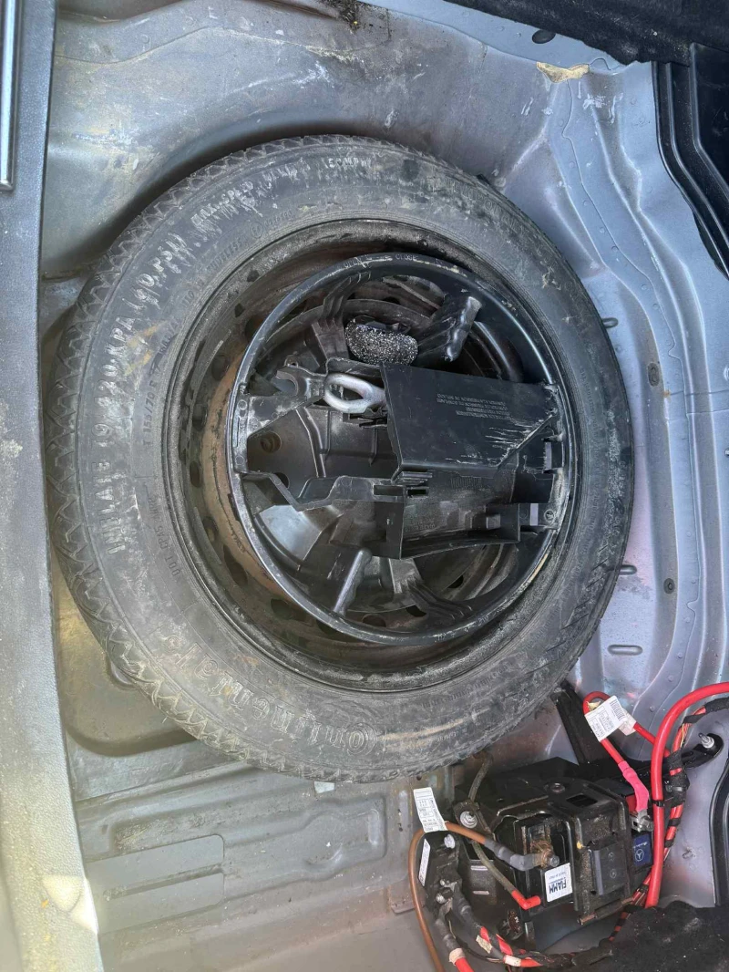 Mercedes-Benz E 220 CDI, снимка 7 - Автомобили и джипове - 51510726