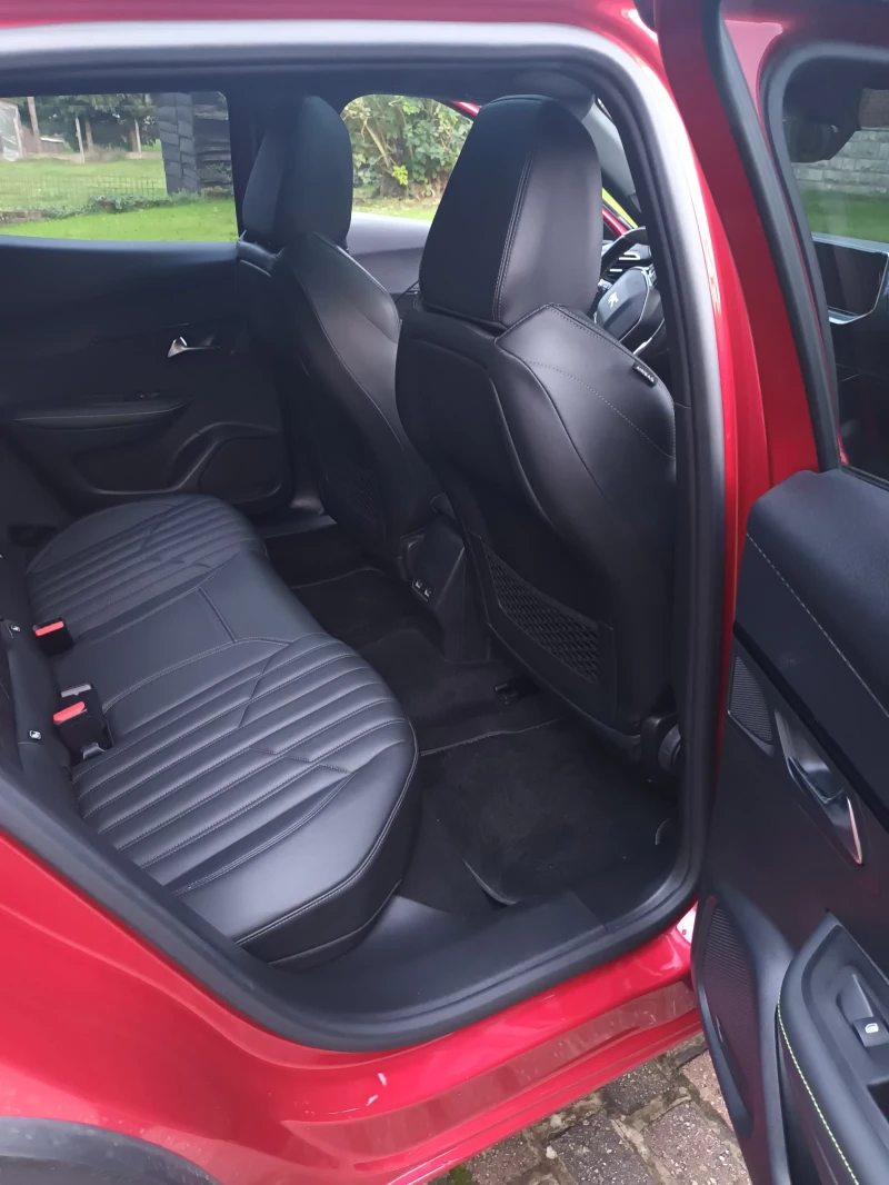 Peugeot 2008 GT LINE SPORT, снимка 11 - Автомобили и джипове - 52450959