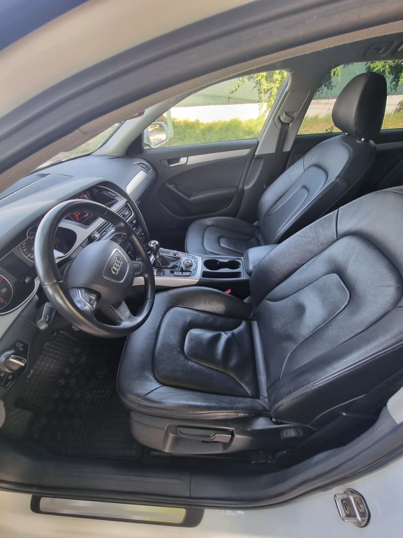 Audi A4, снимка 11 - Автомобили и джипове - 52357586
