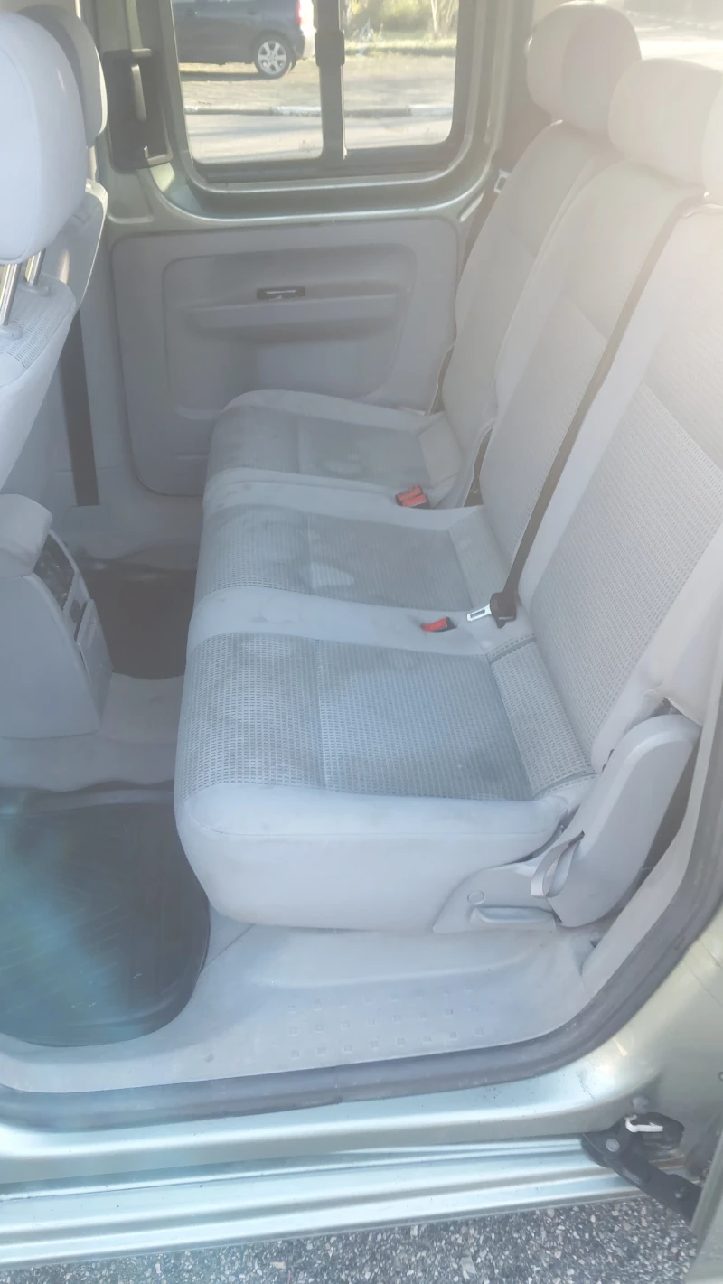 VW Caddy, снимка 9 - Автомобили и джипове - 52842325