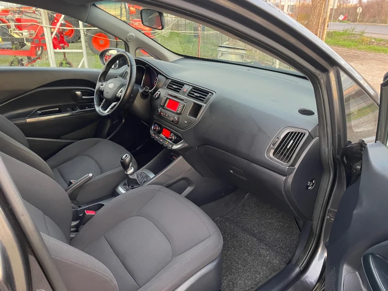 Kia Rio 1.4 CRDI.90K, снимка 13 - Автомобили и джипове - 53291117