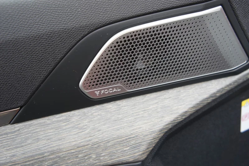 Peugeot 508 1.6PHEV/225HP/GT/ACC/CAM/DIGITAL/LED/AMBI/971v, снимка 16 - Автомобили и джипове - 53563748