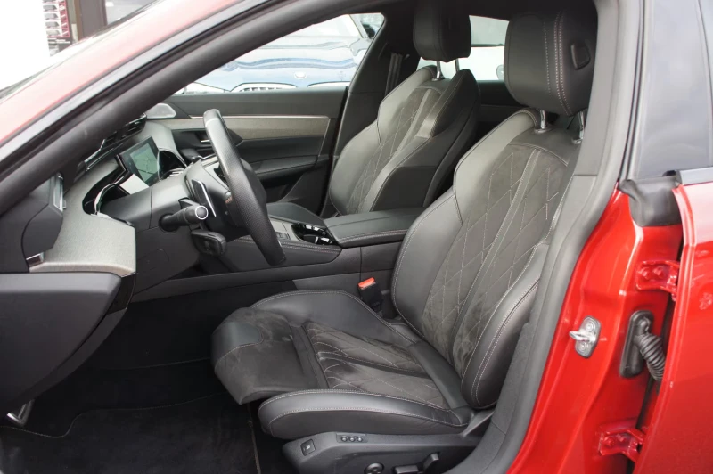 Peugeot 508 1.6PHEV/225HP/GT/ACC/CAM/DIGITAL/LED/AMBI/971v, снимка 11 - Автомобили и джипове - 53563748