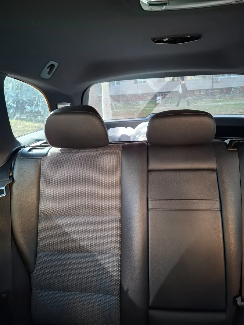 Mercedes-Benz C 320, снимка 6 - Автомобили и джипове - 53581675