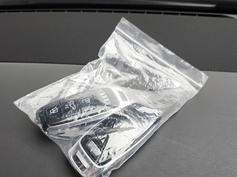 Audi A8 3.0 DMG Automatic, снимка 13 - Автомобили и джипове - 55450901