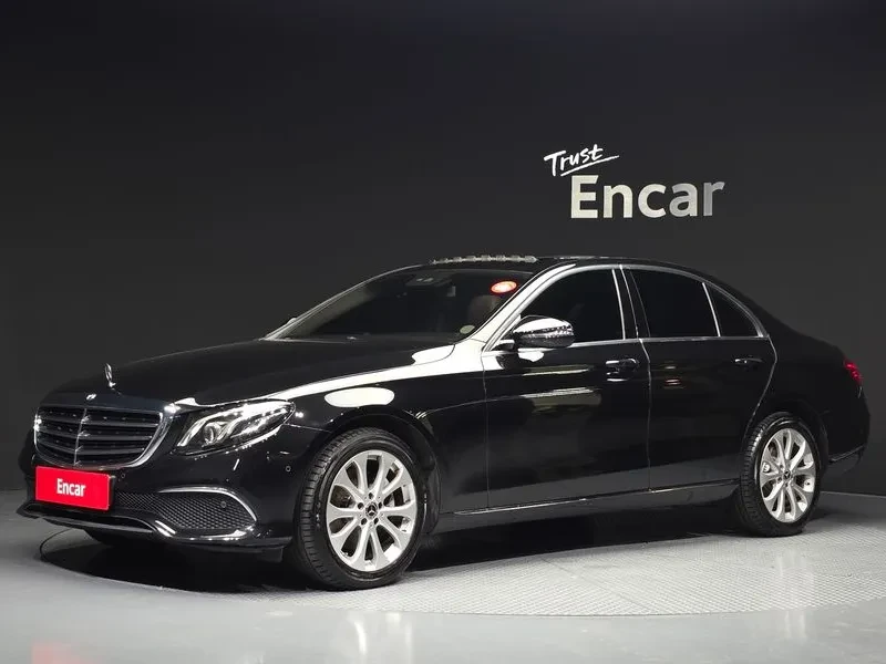 Mercedes-Benz E 200 - САМО 30% АВАНС
