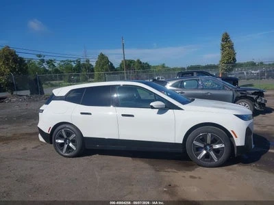 BMW iX XDRIVE50, снимка 12 - Автомобили и джипове - 55934941