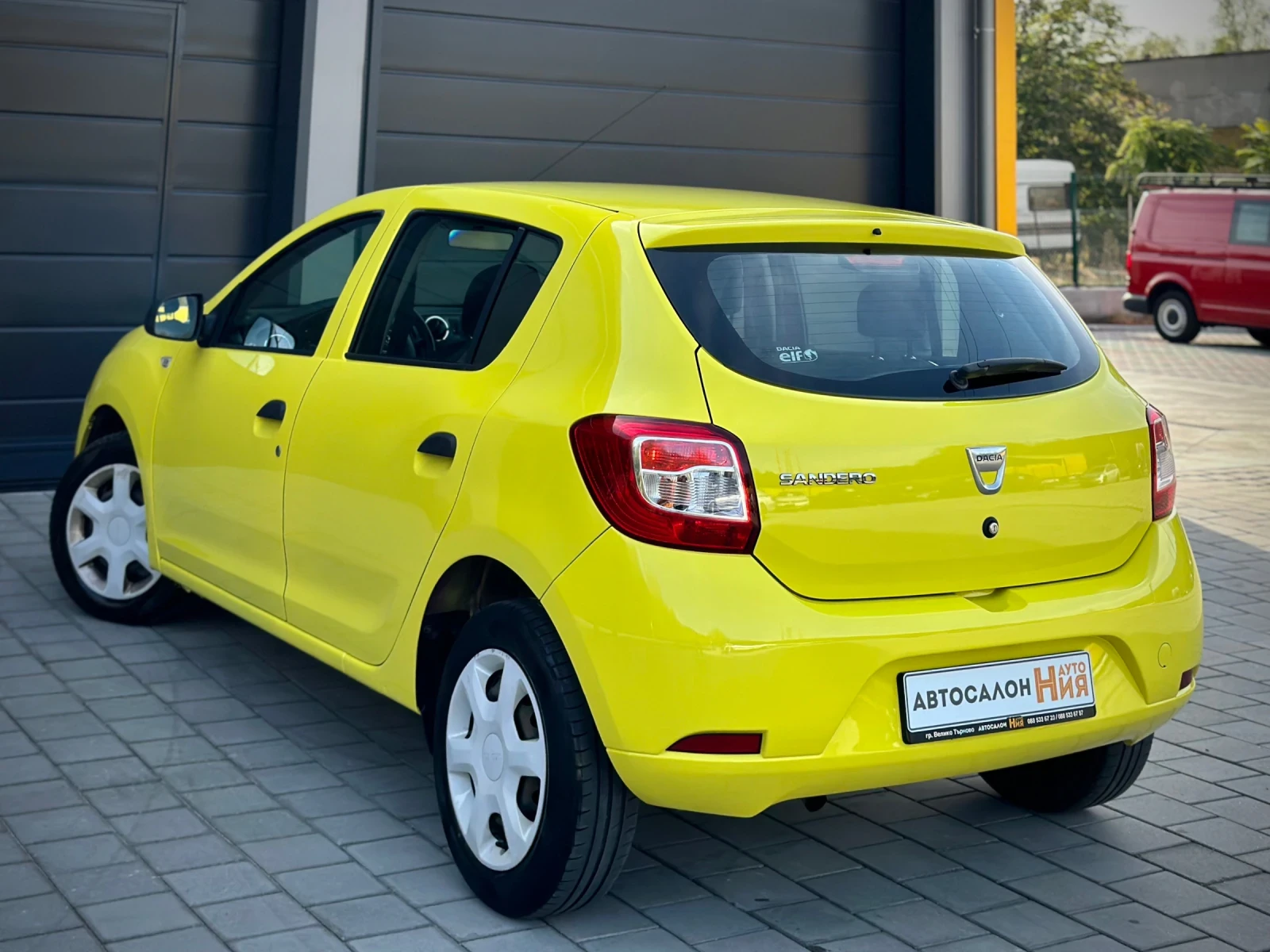 Dacia Sandero 1.2i * Нов Внос*  - изображение 5