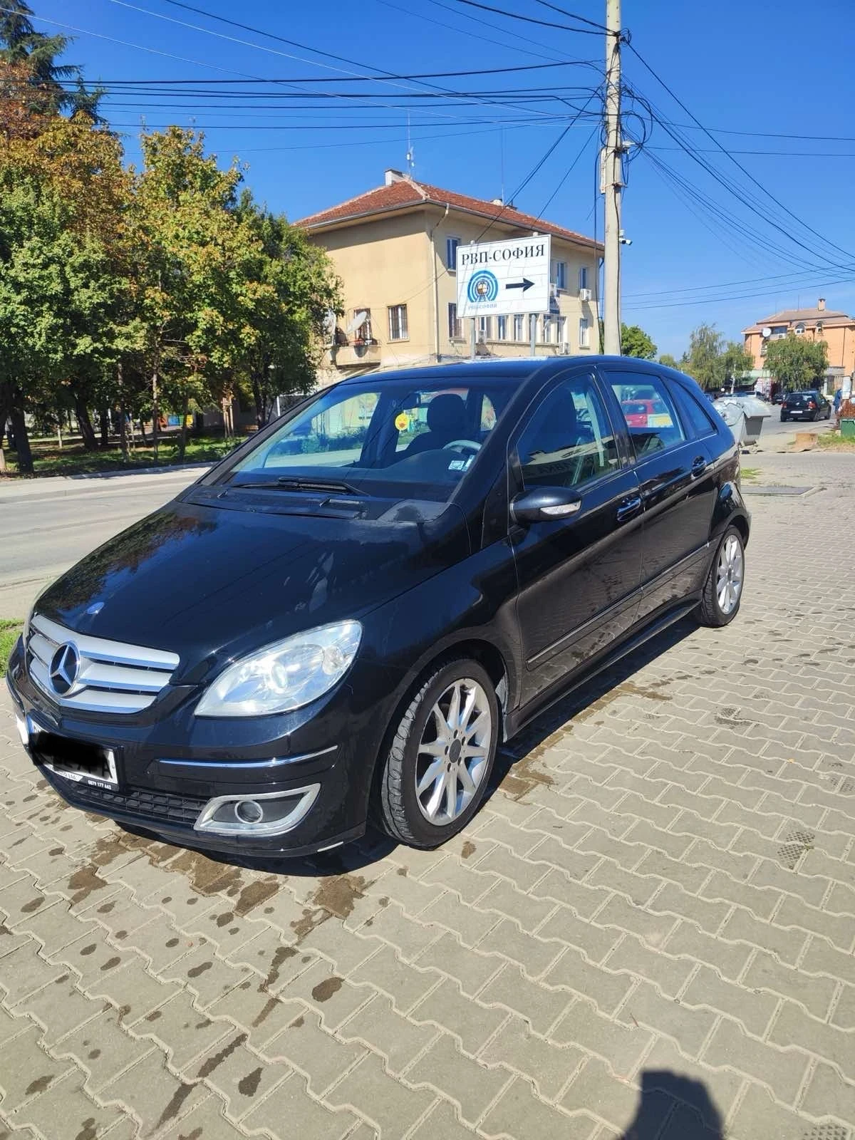 Mercedes-Benz B 180  - изображение 2