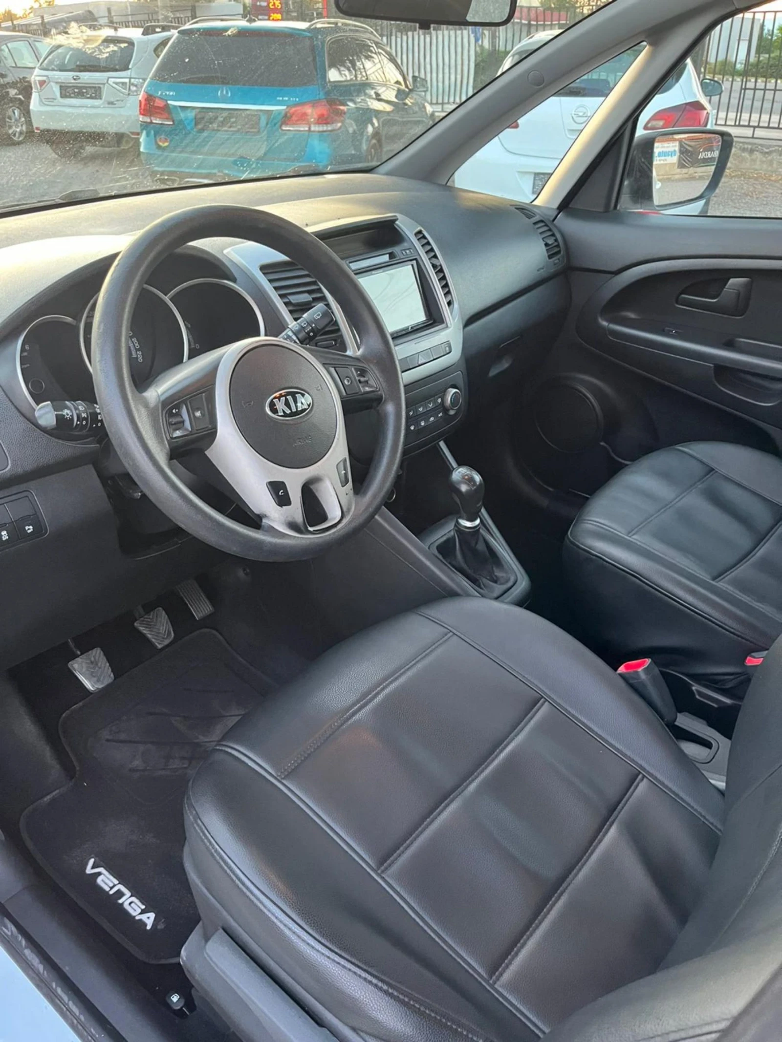 Kia Venga 1.4 CRDI 2бр.  - изображение 9