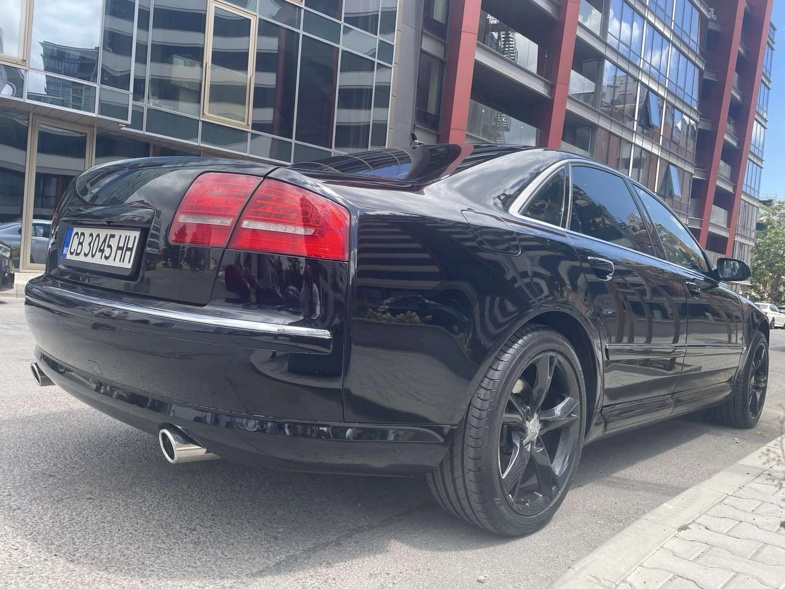 Audi A8 4.2 TDI V8 Biturbo Quattro - изображение 5