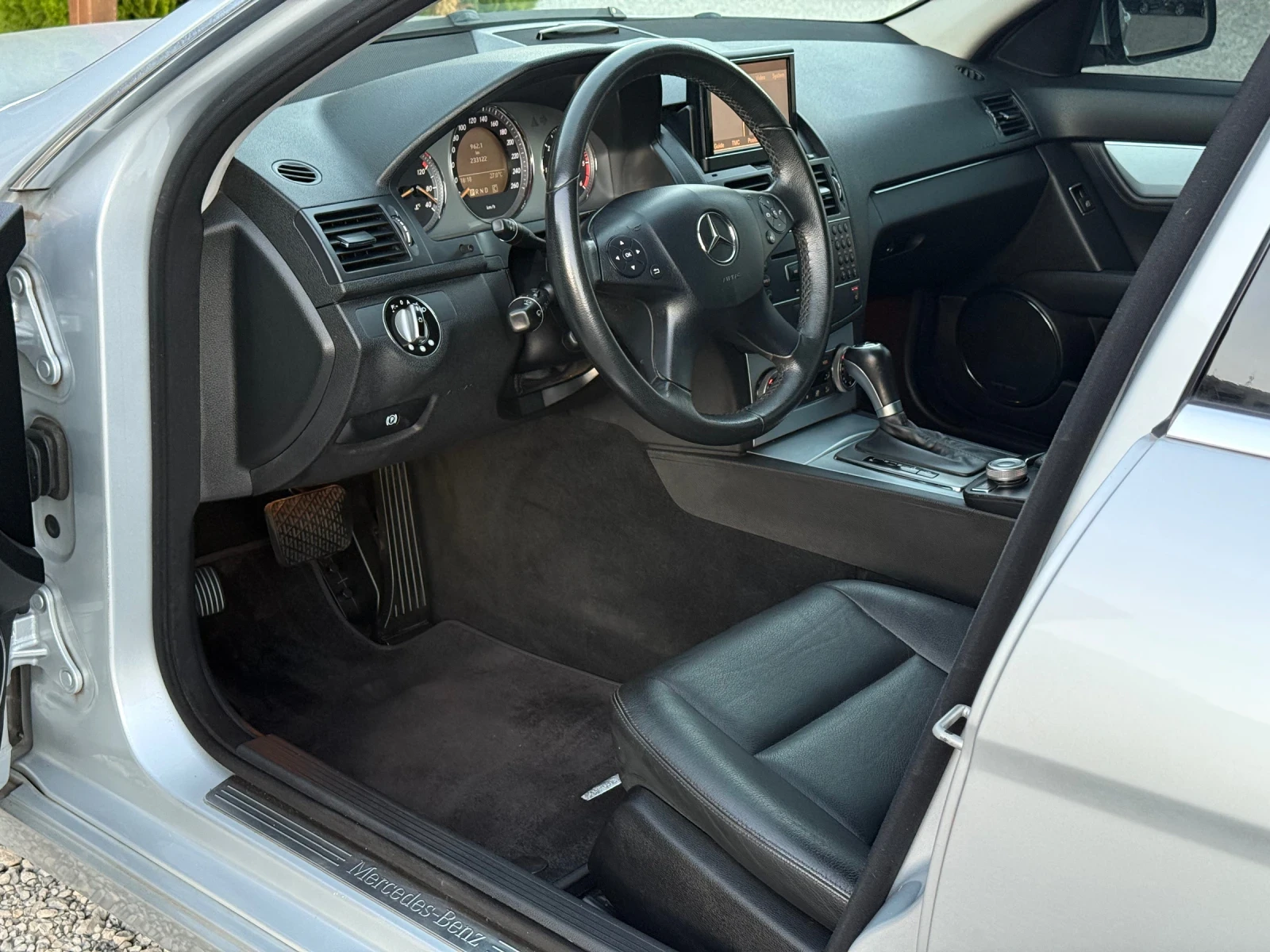 Mercedes-Benz C 320 CDi 224кс * 4-Matic* * Swiss* * Навигация*  - изображение 9