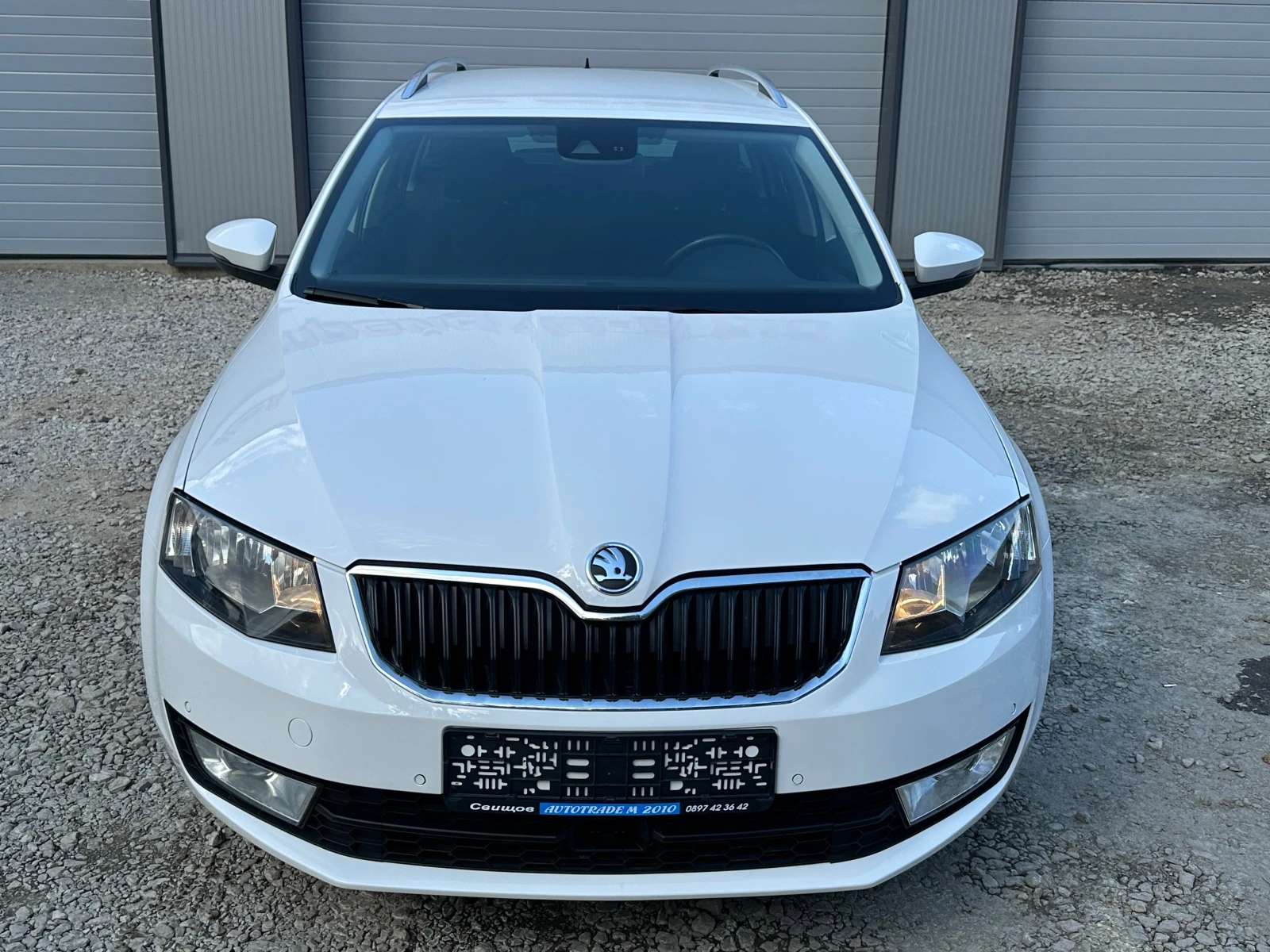 Skoda Octavia 1.6TDI* AVTOMAT* D&G* NAVI*  - изображение 2
