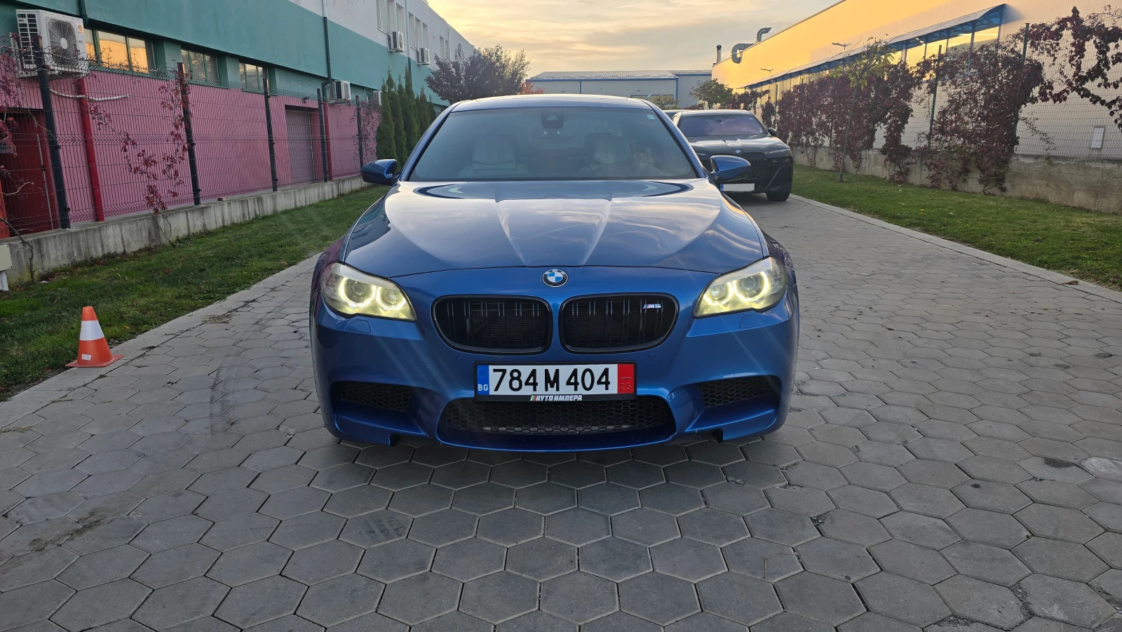BMW M5 Individual LCI / Масаж / Вакум - изображение 2