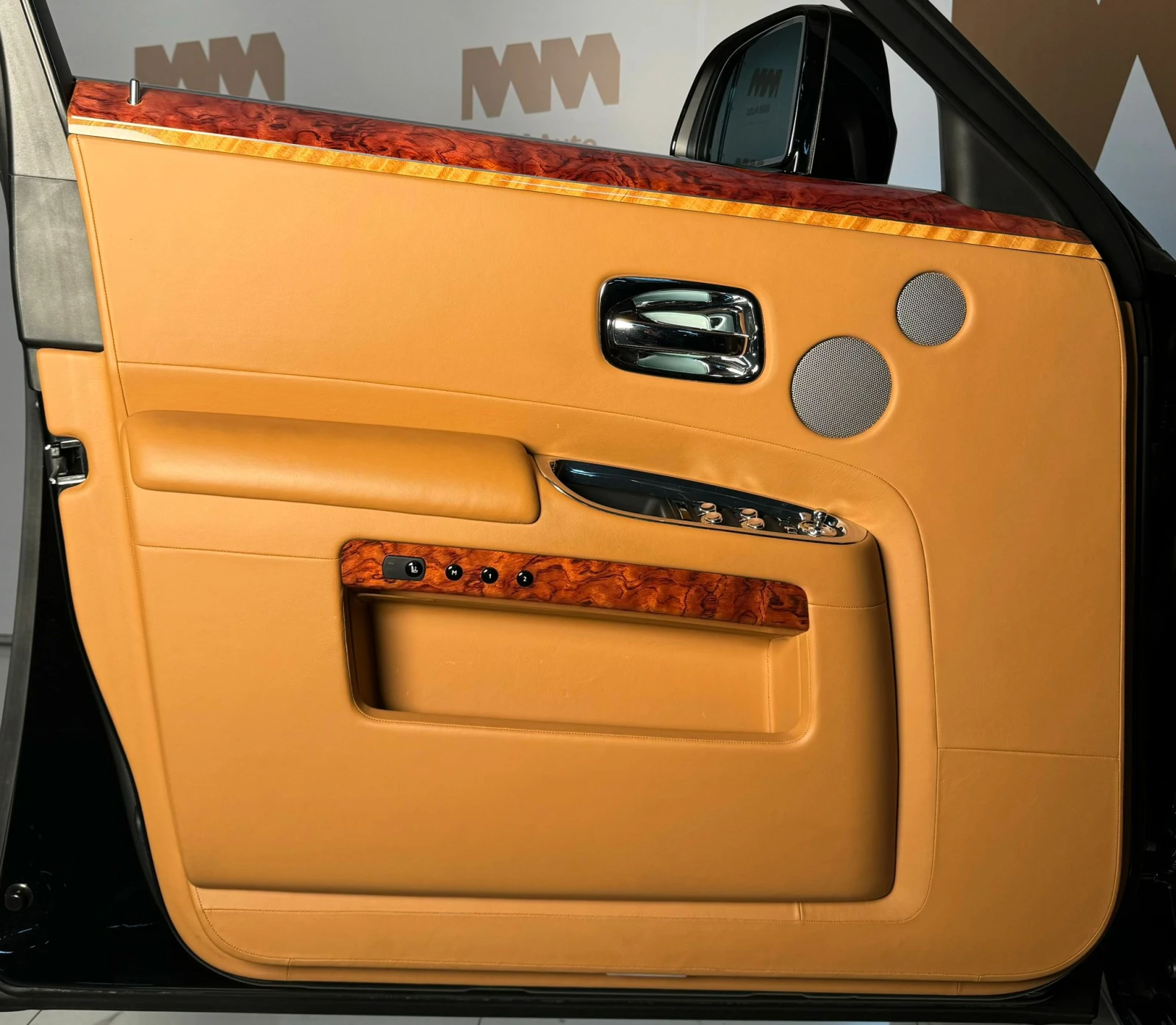 Rolls-Royce Ghost EWB* V12* HuD* Pano* NightVision - изображение 7