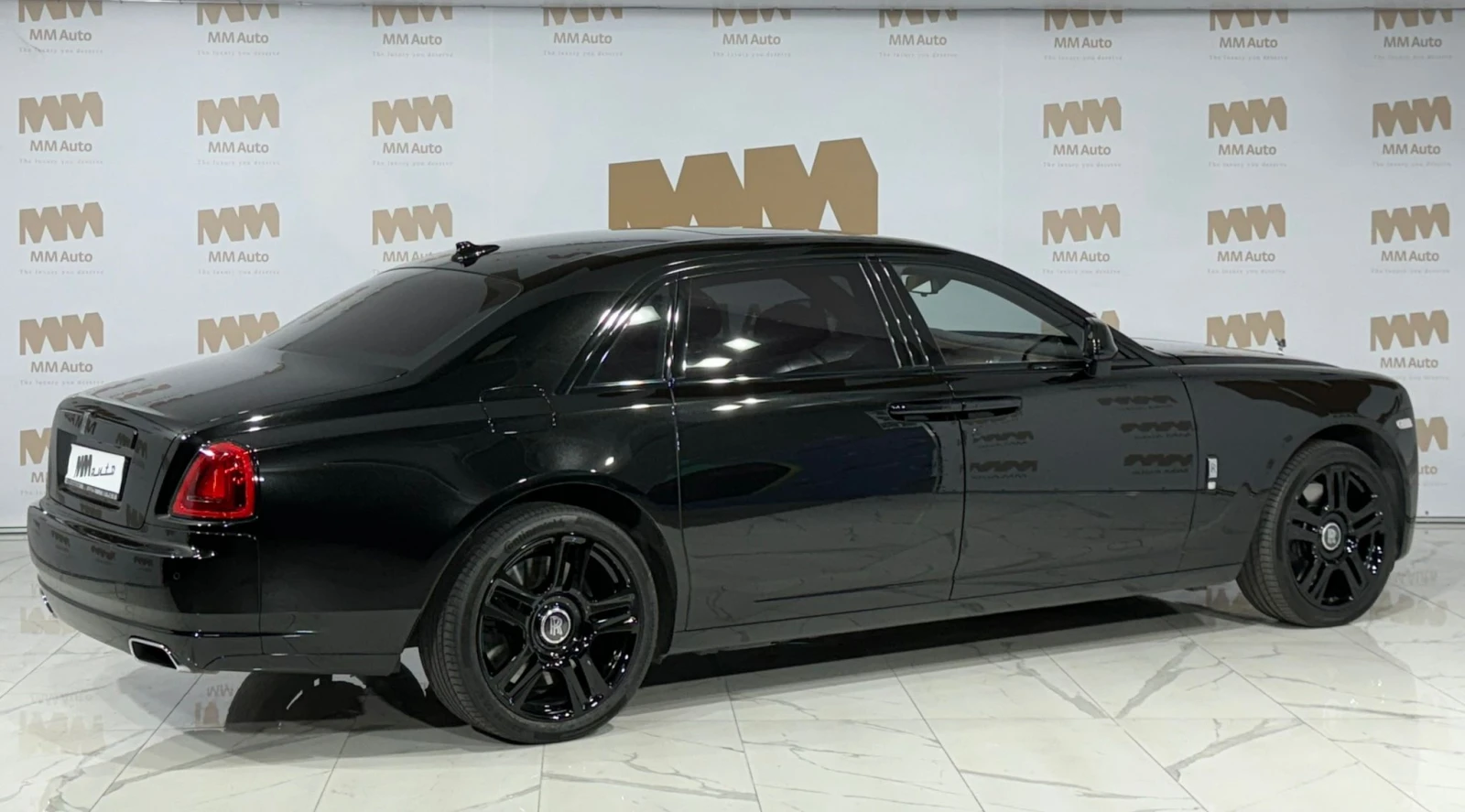 Rolls-Royce Ghost EWB* V12* HuD* Pano* NightVision - изображение 2