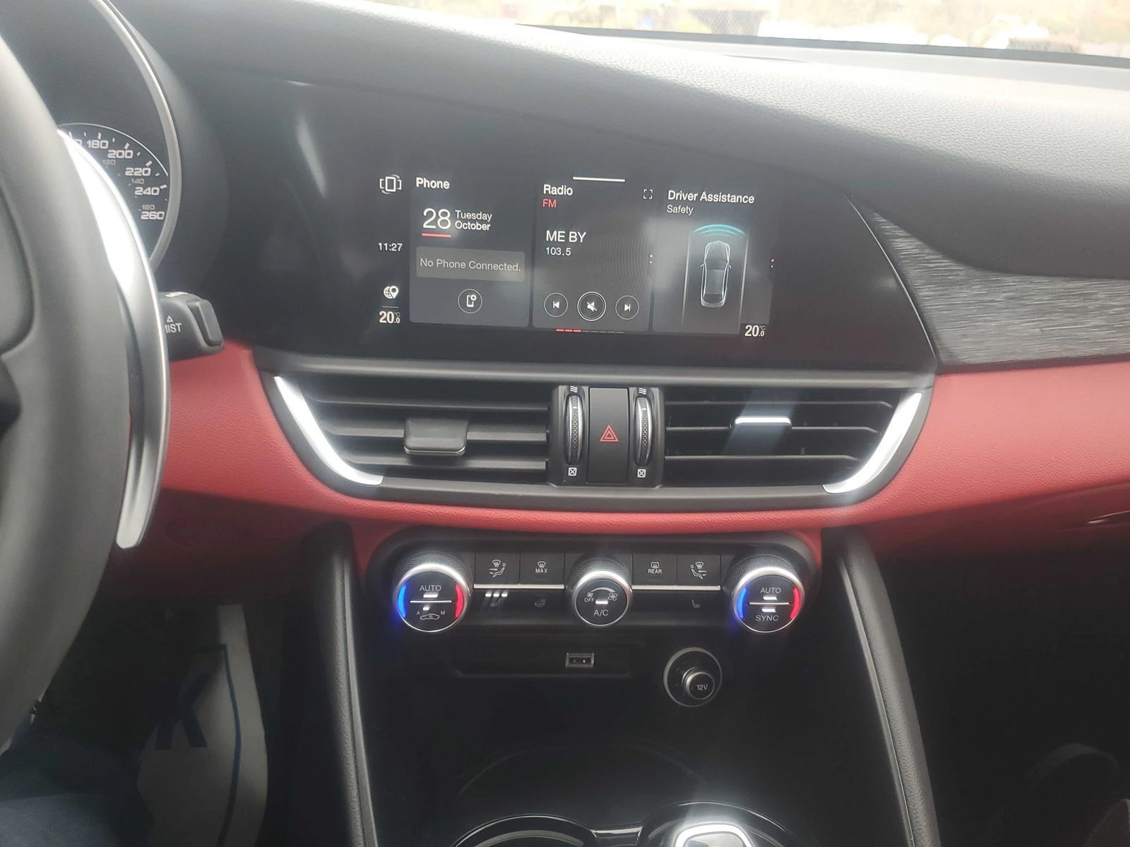 Alfa Romeo Giulia Sprint AWD CARFAX АВТО КРЕДИТ  - изображение 8