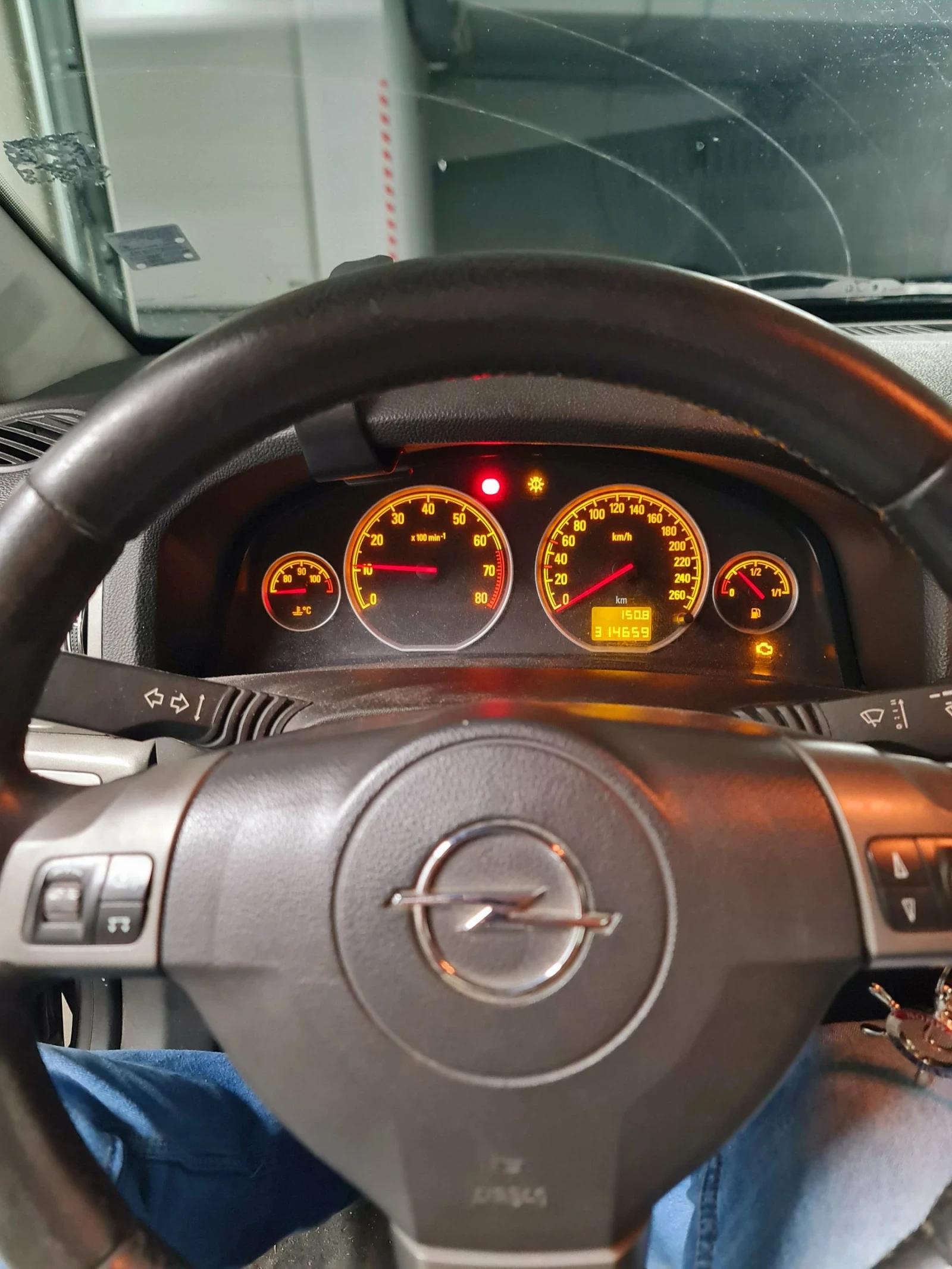 Opel Vectra 2.2; 16v; газ/бензин - изображение 6