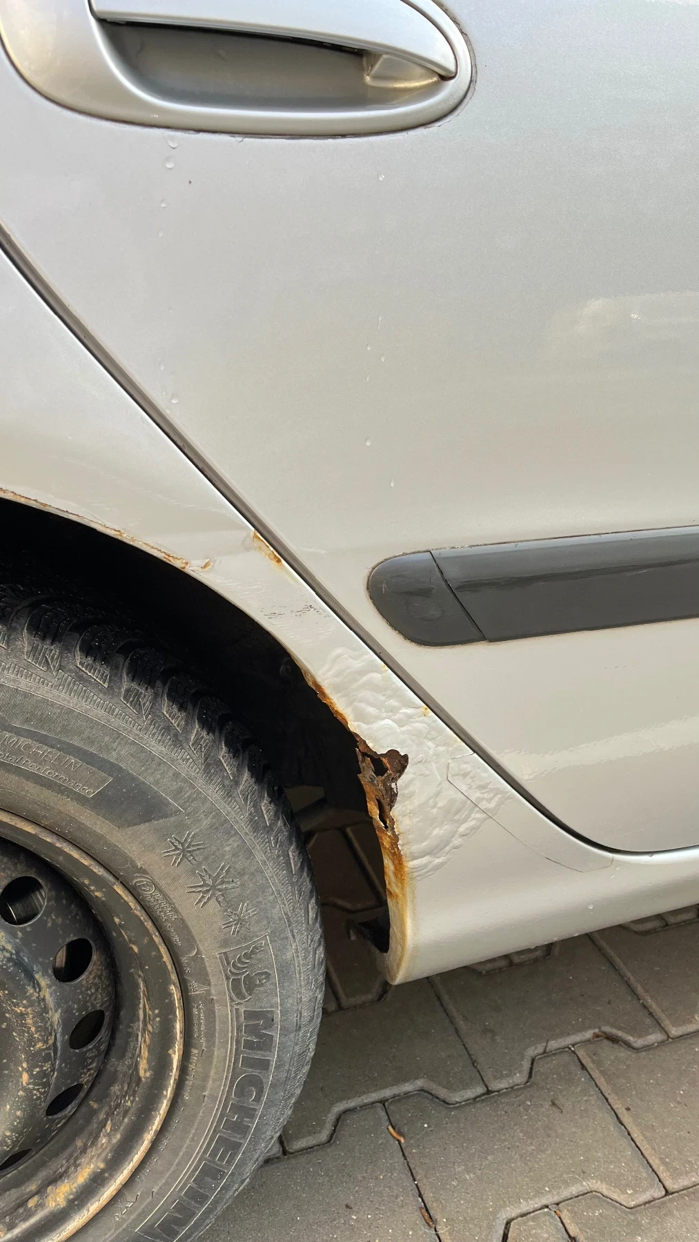 Toyota Avensis | Mobile.bg � ����������� 15