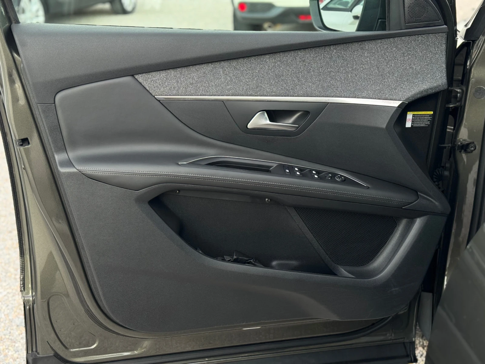 Peugeot 3008 1.6HDI | Mobile.bg � ����������� 8