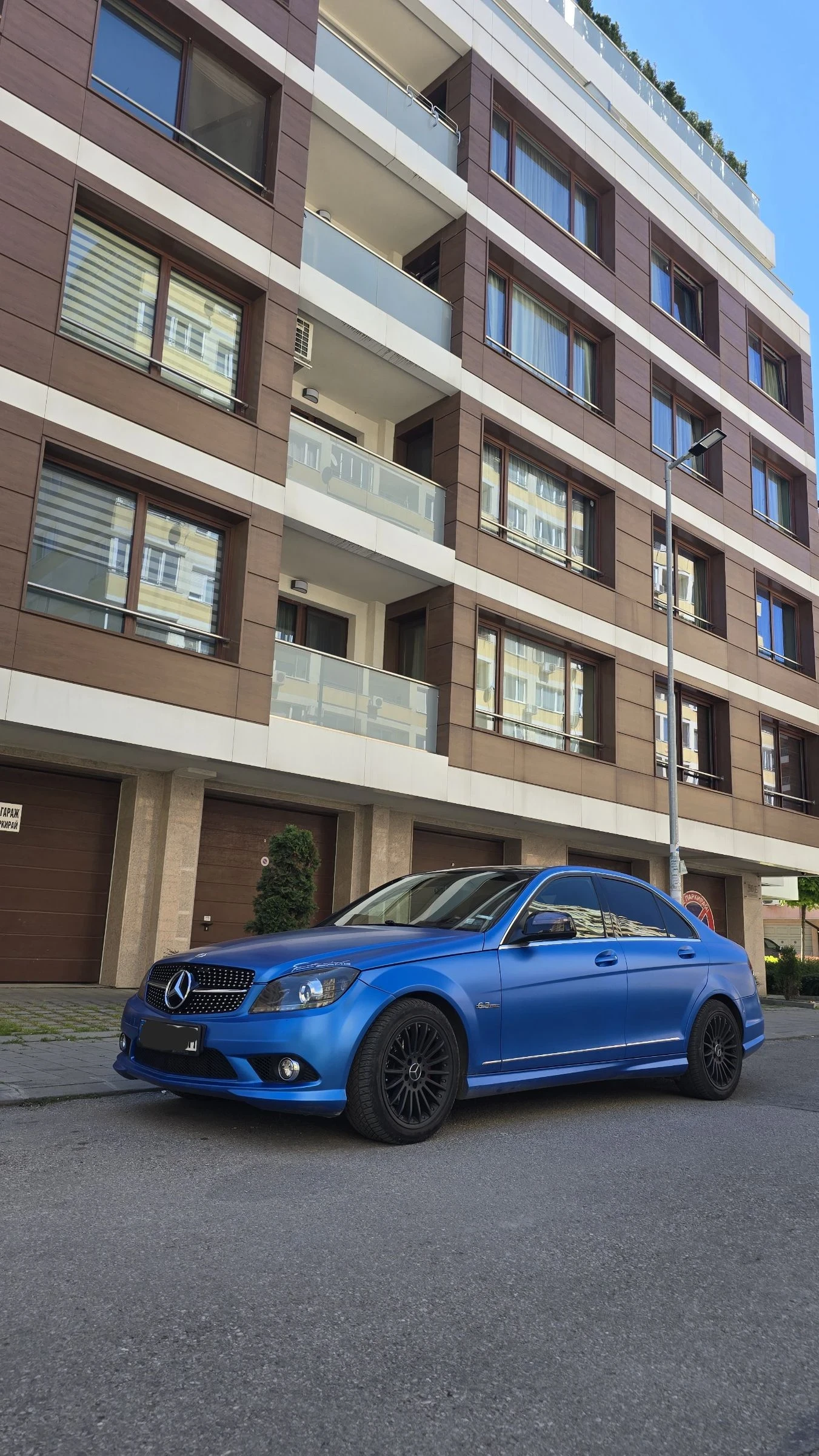 Mercedes-Benz C 180 C63 AMG PACK, снимка 11 - Автомобили и джипове - 53869704