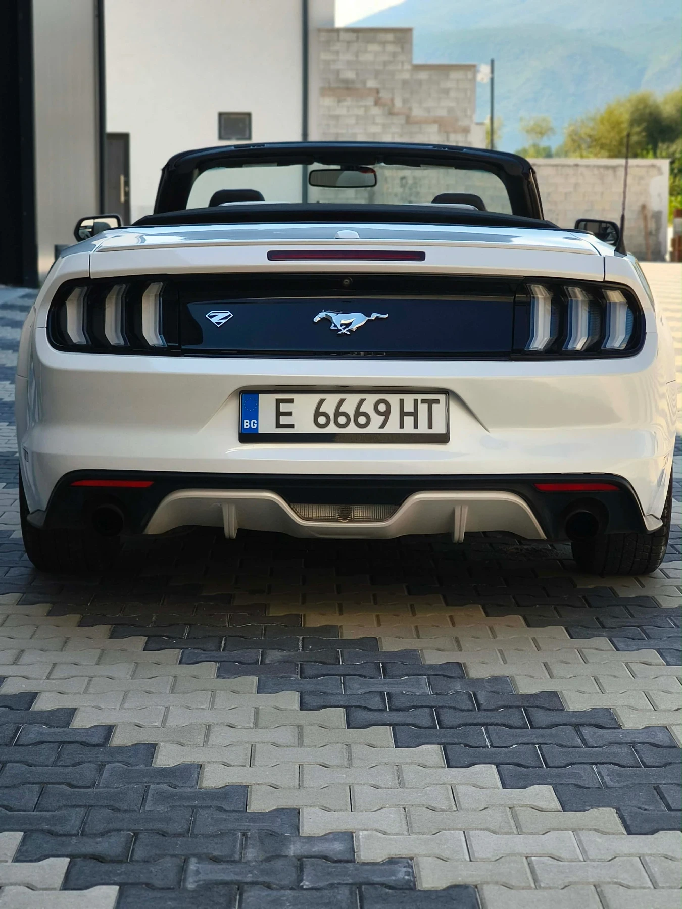 Ford Mustang 2.3 Premium, снимка 8 - Автомобили и джипове - 55550824