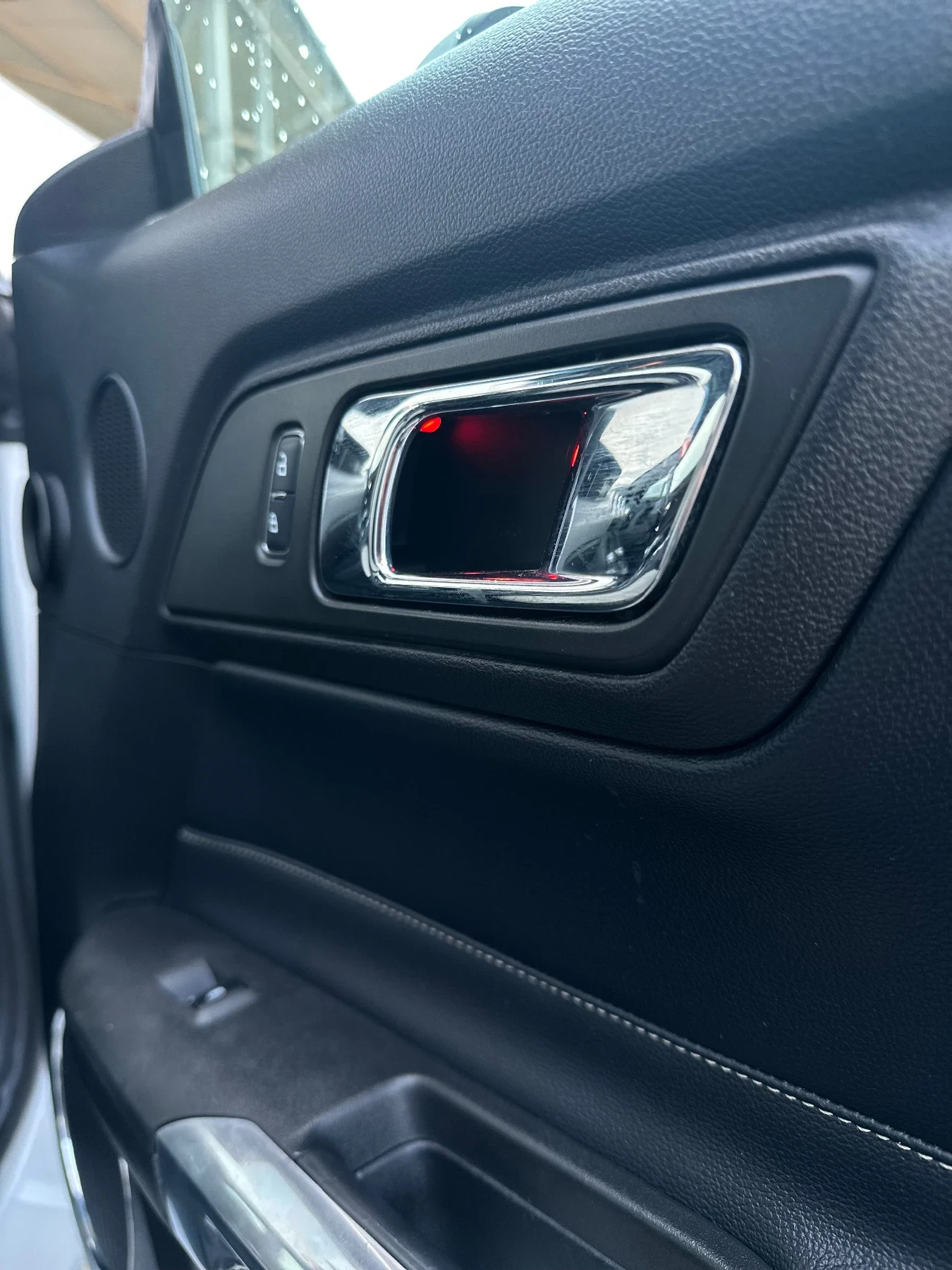 Ford Mustang 2.3 Premium, снимка 15 - Автомобили и джипове - 54450622